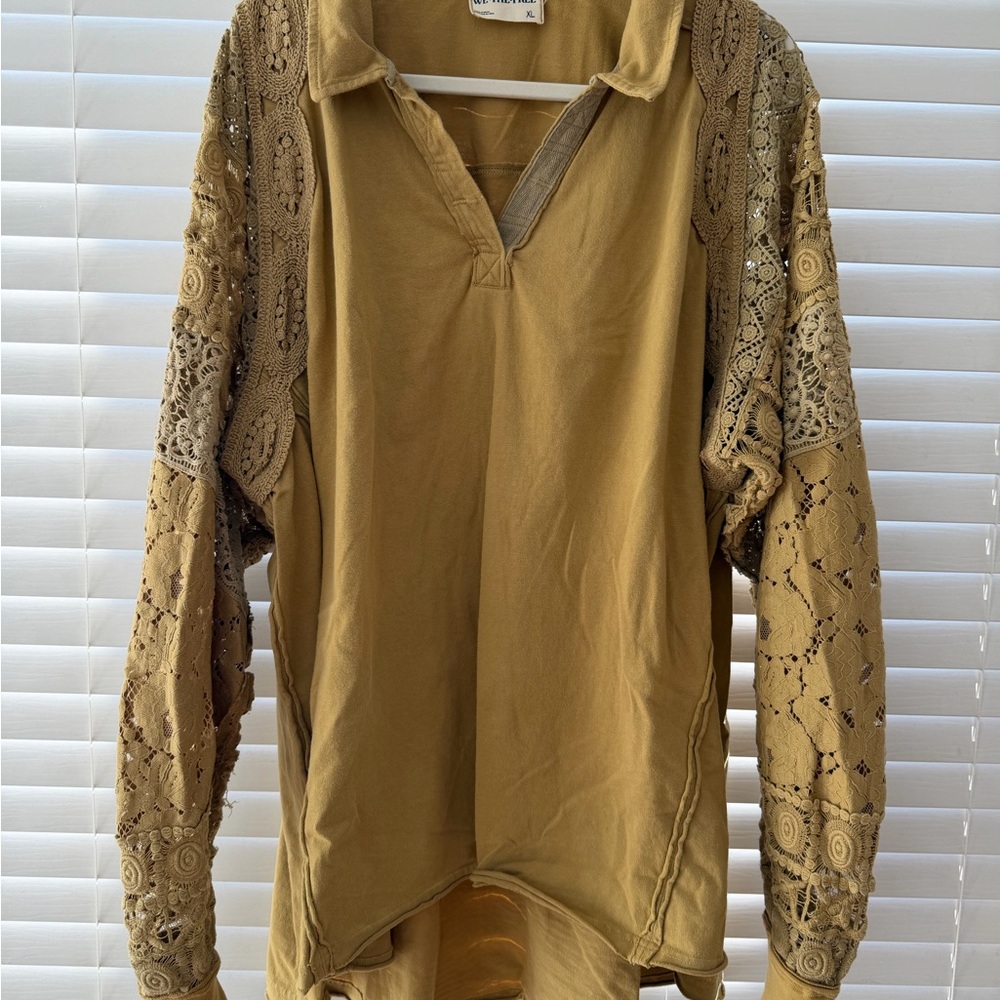 We The Free by Free People Women's Lace Sleeve Top in Green